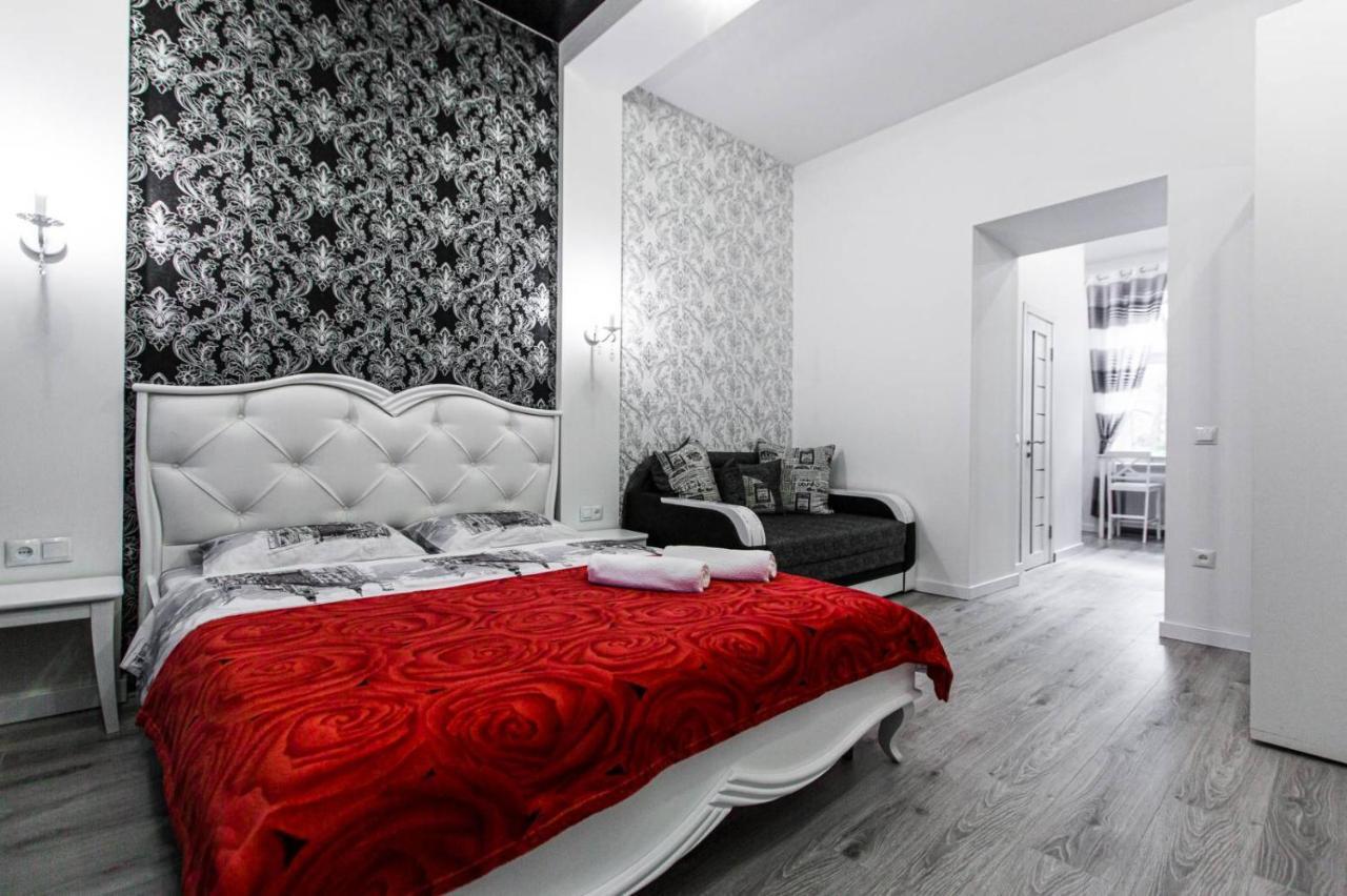 Apartamento Однокомнатная Форум-Центр Leópolis Exterior foto